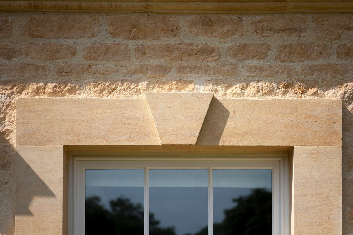 Broadwell - Window Detail