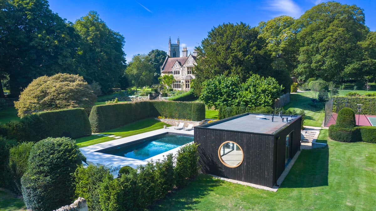 Chipping Norton - Pool & House