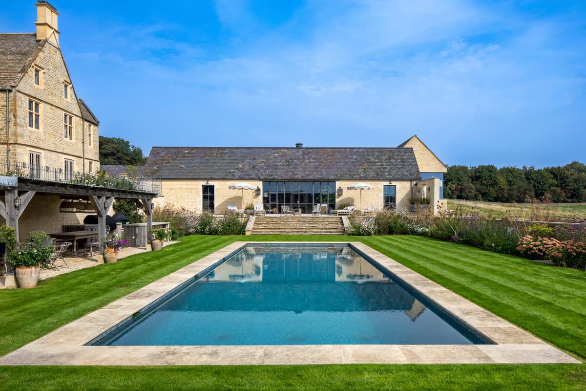 Swerford - Pool & Pool House