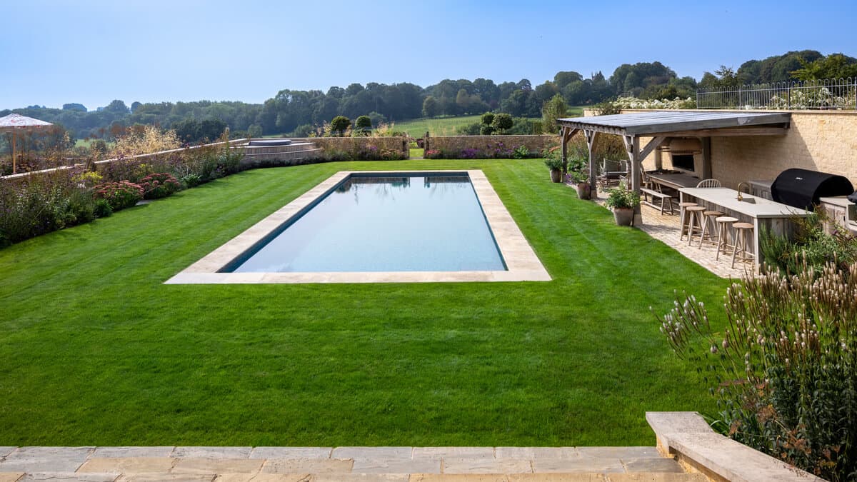 Swerford - Swimming Pool