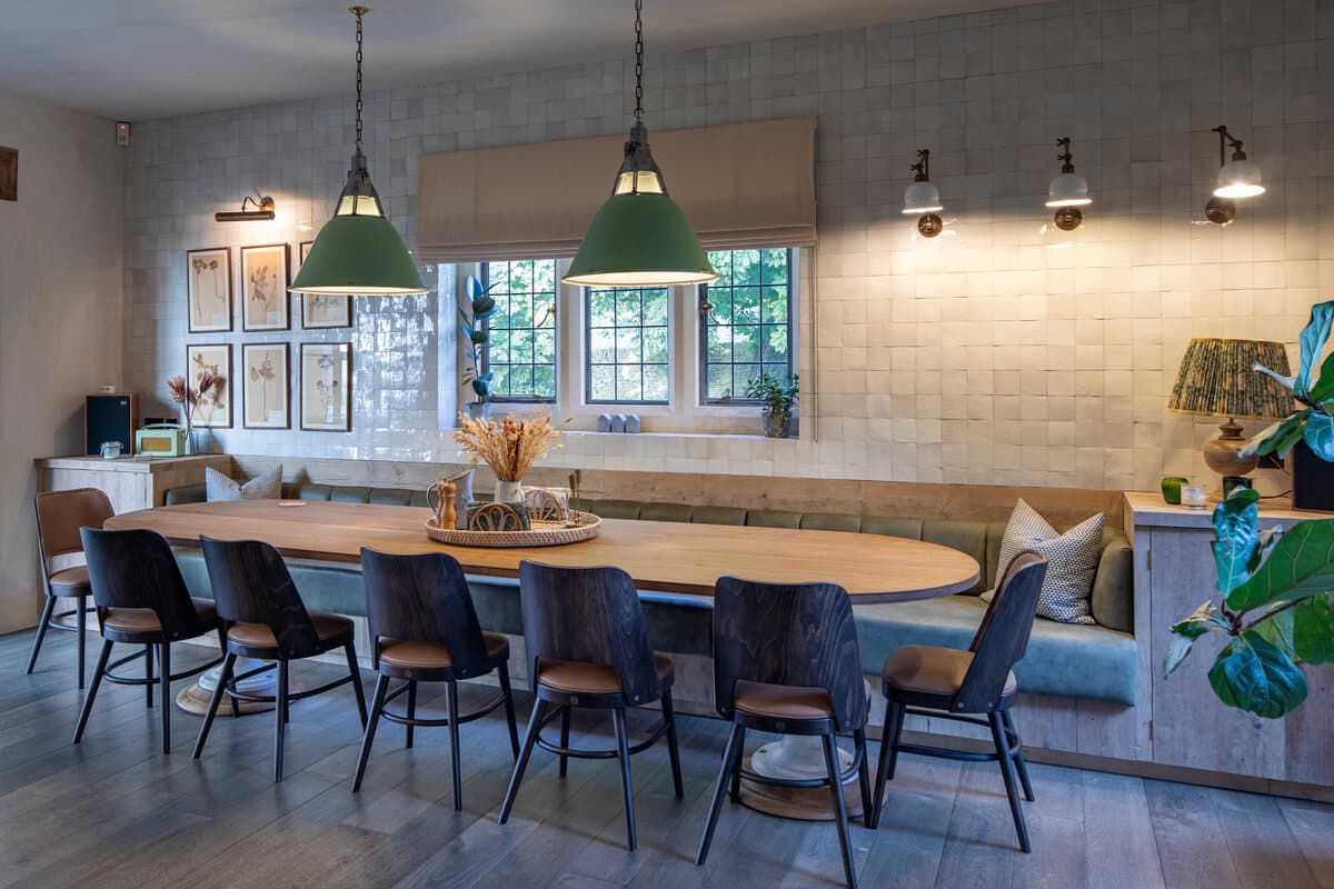 Swerford - Dining Table