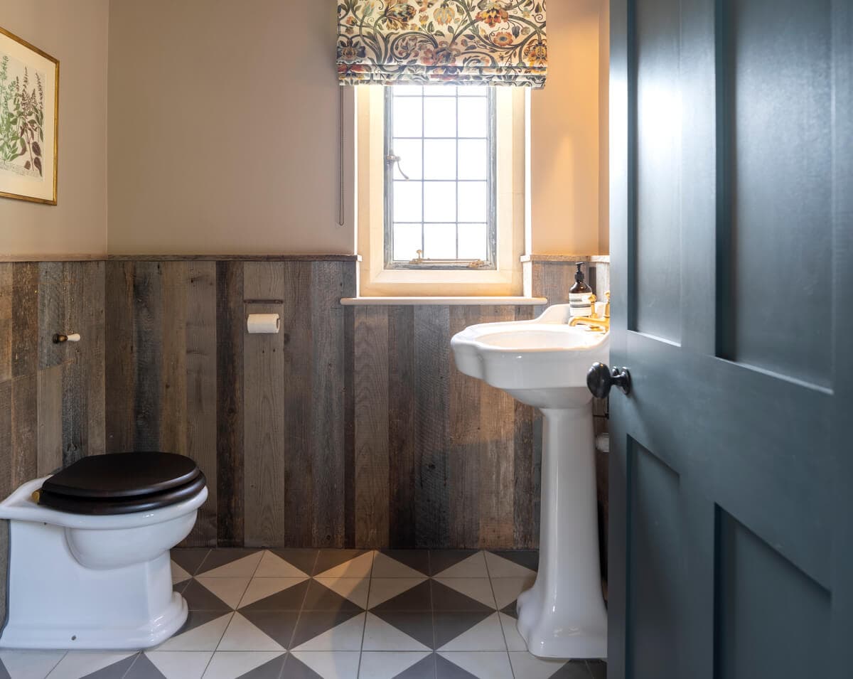 Swerford - Bathroom