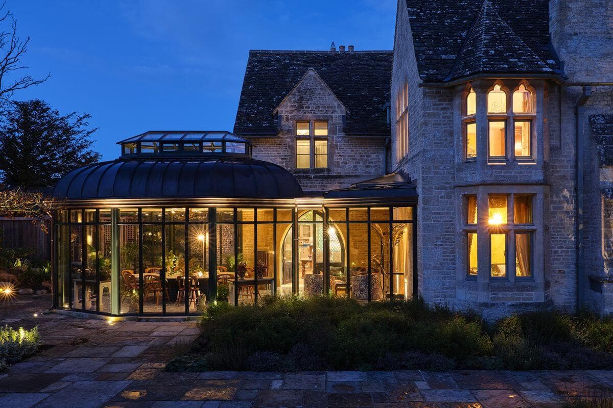 The Tews - House At Night