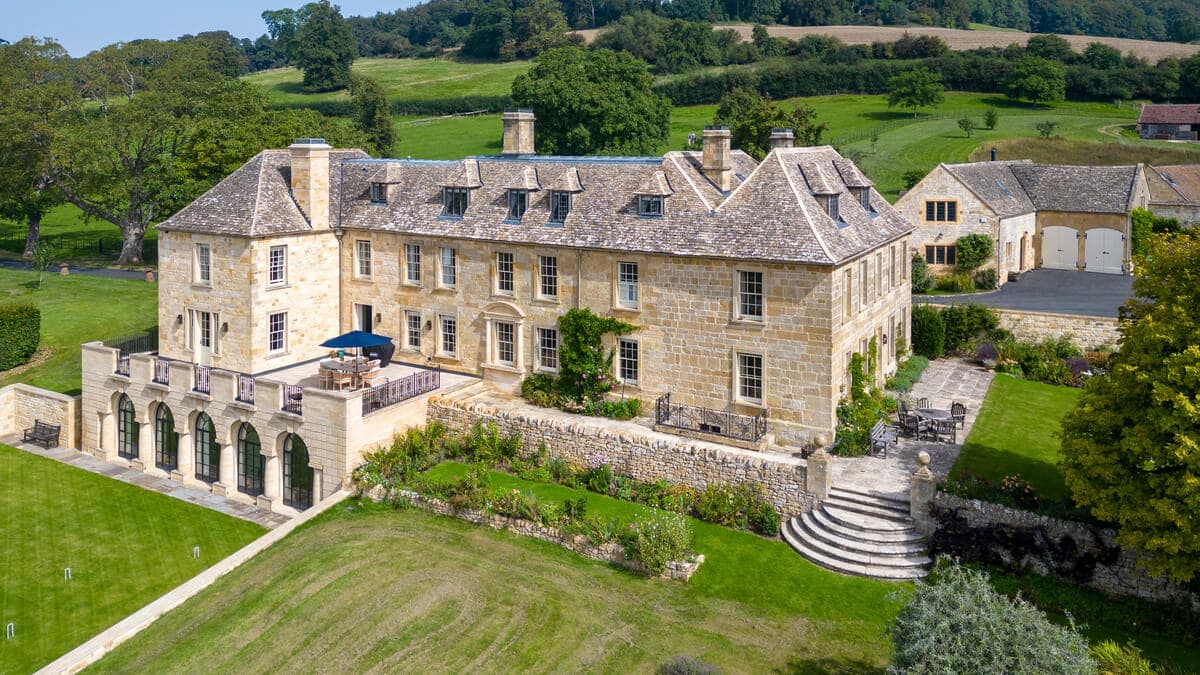 Winchcombe - House Rear Aerial