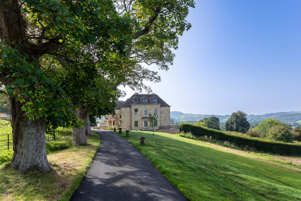 Winchcombe - Driveway View