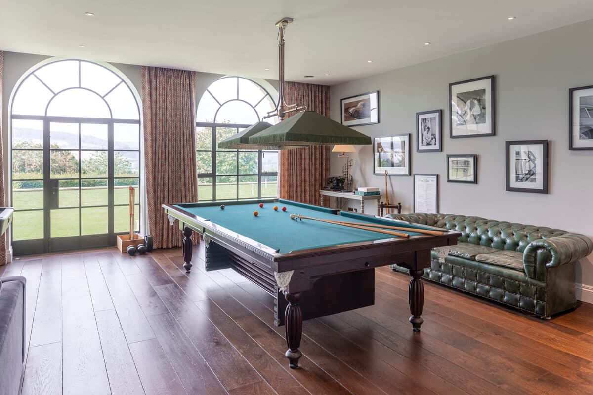 Winchcombe - Snooker Table